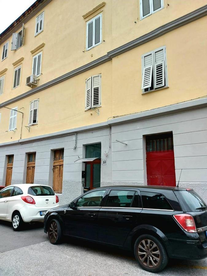 Casa Di Tania Lejlighed Trieste Eksteriør billede